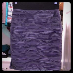 H&M Elastic Waist Shirred Pencil Skirt